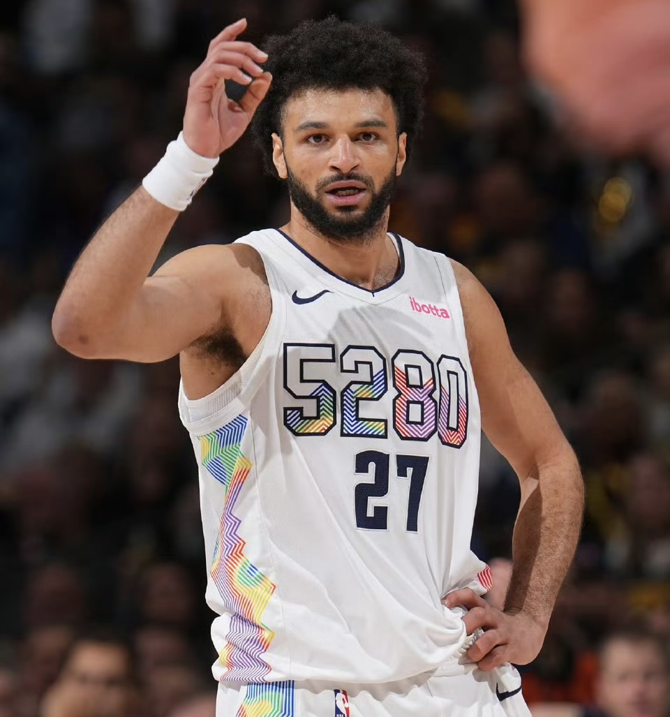 九游体育-IG前途光明！，穆雷新星重返赛场表现突出比赛高潮迭起-九游体育