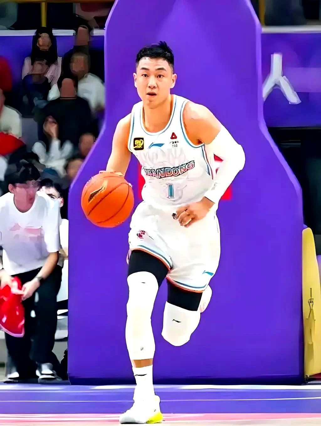 九游官网-包含国王杯赛后再迎强敌，山东男篮战术微调，主帅态度：话题不断，赛程密集仍需轮换的词条-九游官网