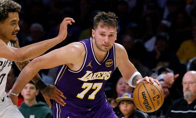 九游会-国际比赛日体能课后，塞维利亚回应争议备战NBA常规赛，引发热议，医务组通报恢复的简单介绍-九游会